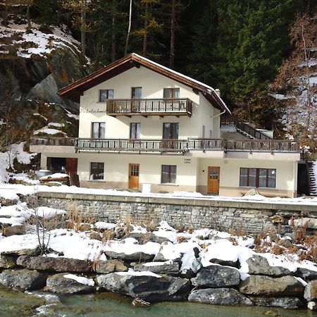 Haus Pickelschmiede Saas-Grund Exterior foto